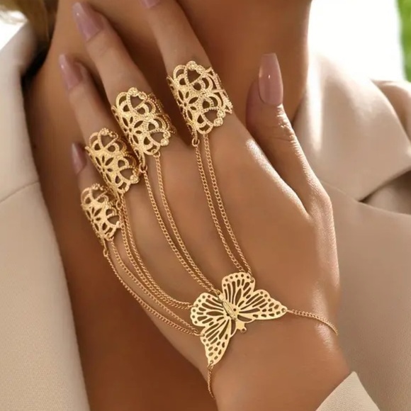 Gold butterfly ring bracelet 18k gold plated Bollywood style - Picture 2 of 3
